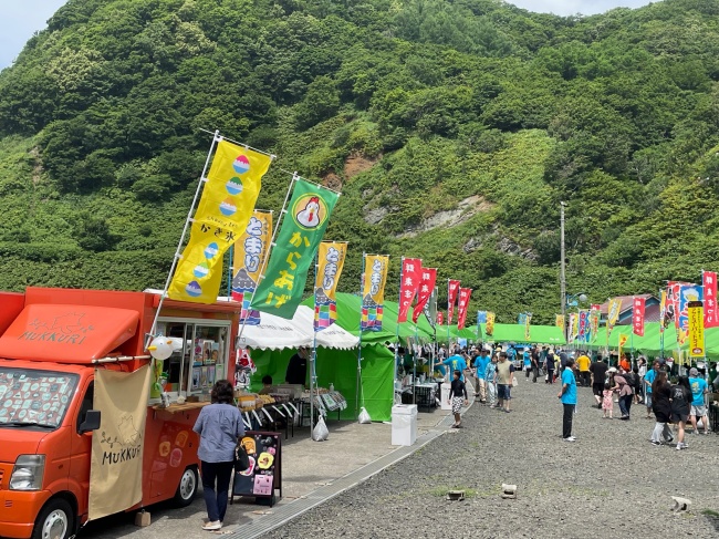 群来まつりの様子