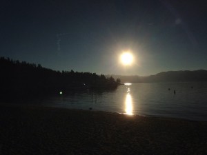 カリフォルニア州とネバダ州の州境にあるタホ湖