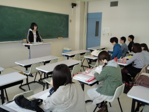 社会福祉実習を前に昨年度実習生と経験交流