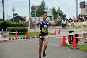 11連覇達成した北海道大学駅伝ゴールシーン