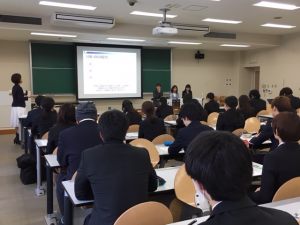 卒業生（先輩社会人）との懇談会